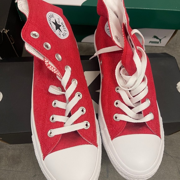 Brand new Converse